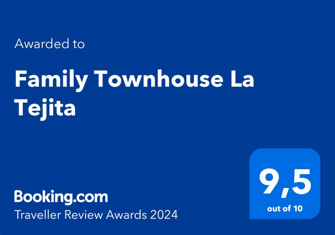 Апартаменты Family Townhouse Ла-Техита Экстерьер фото